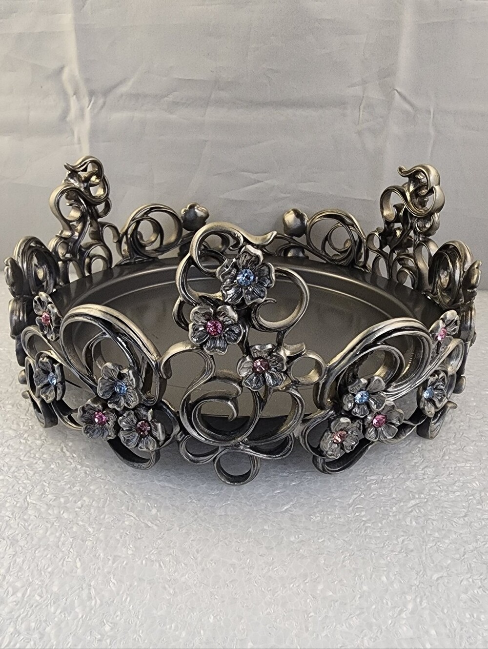 Partylite Flower Scroll Crown 3 Wick 8" Pillar Candle Holder #3303